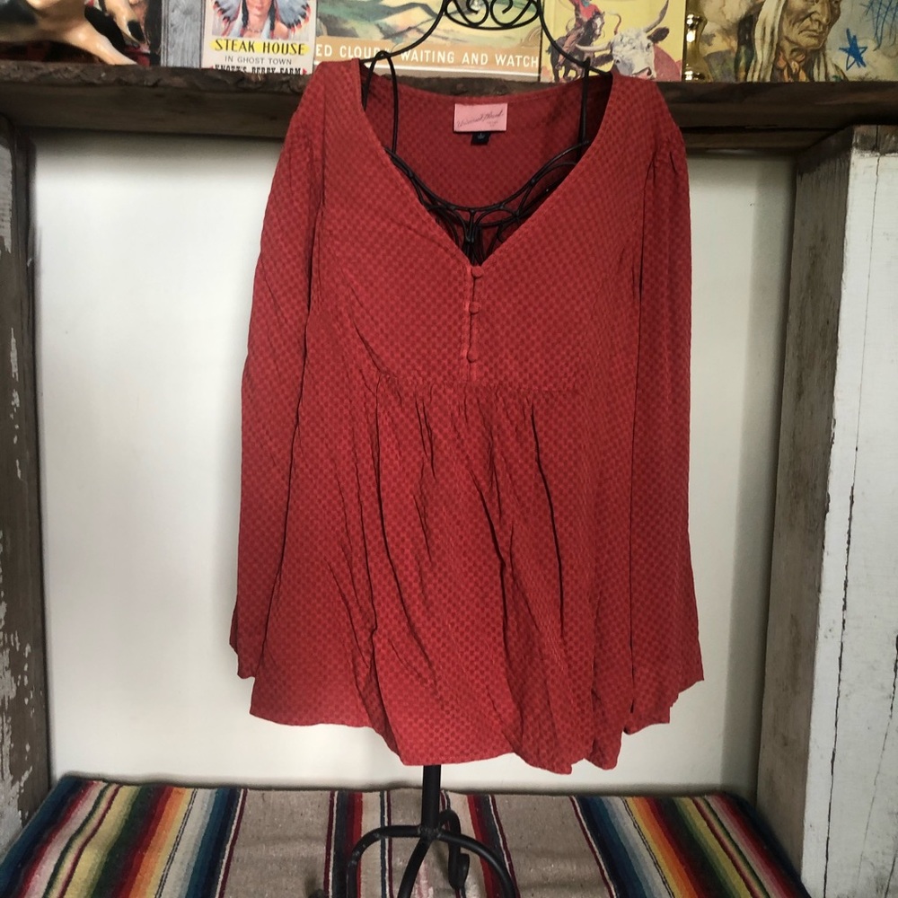 Bell sleeve